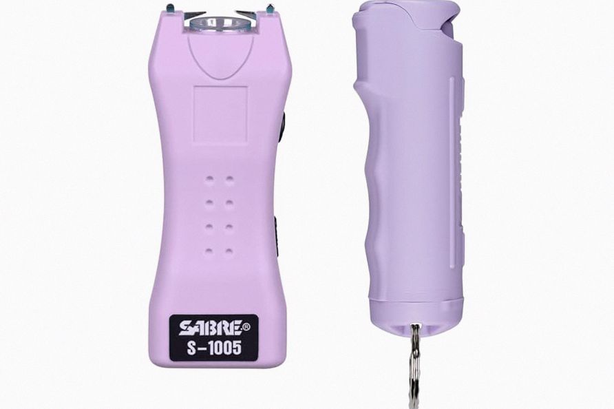SABRE Crossfire Pepper Gel, Deploys At Any Angle, Maximizes Target Acquisition Against Multiple Threats, Belt Clip For Easy Carry, Fast Flip Top, Max Police Strength OC, Pepper Spray Option 1.5 fl oz product image